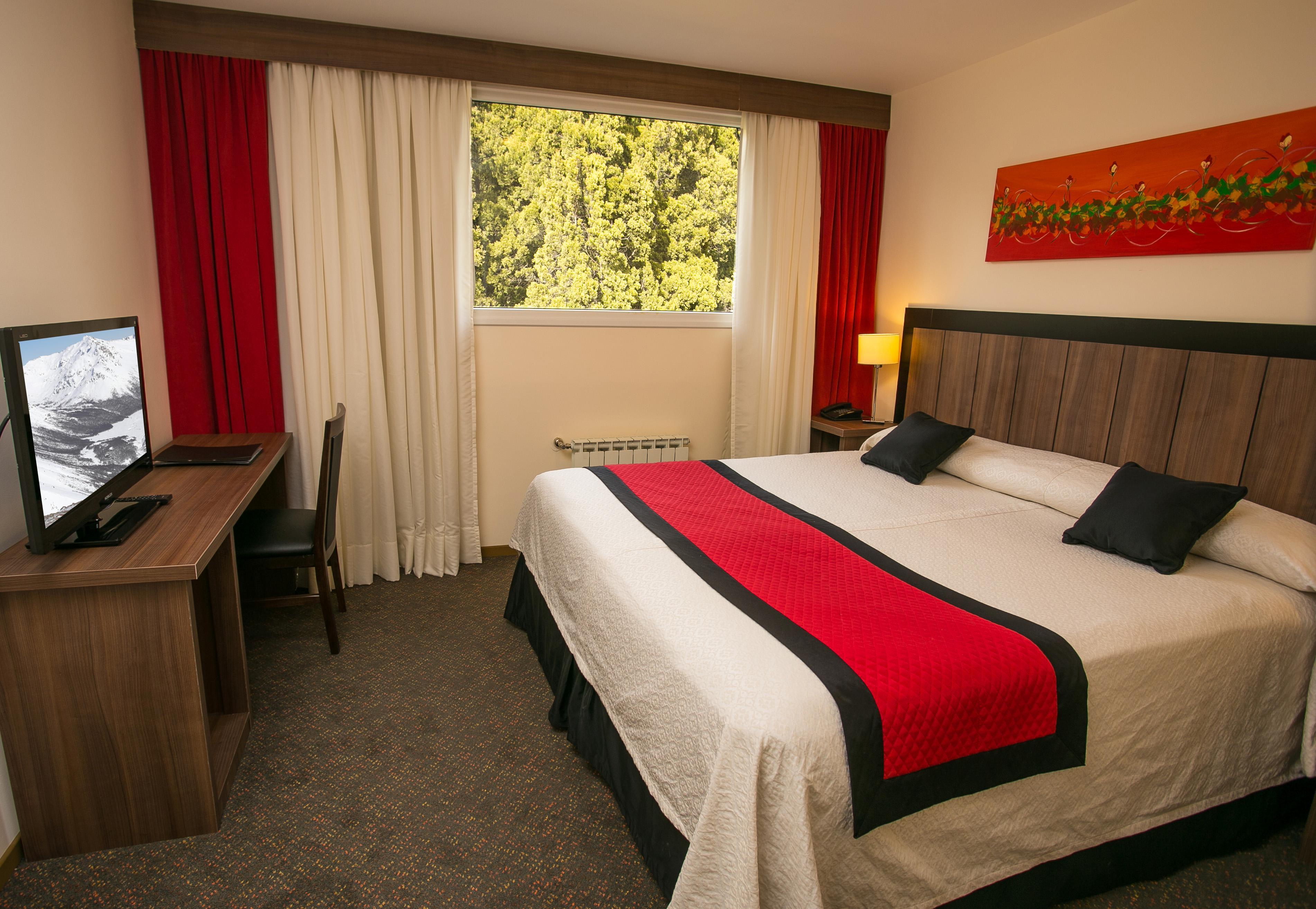 Huinid Pioneros Hotel Bariloche Buitenkant foto